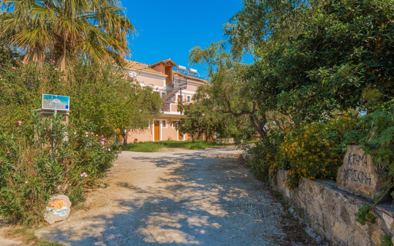Kavos Psarou Studios & Apartments Extérieur photo
