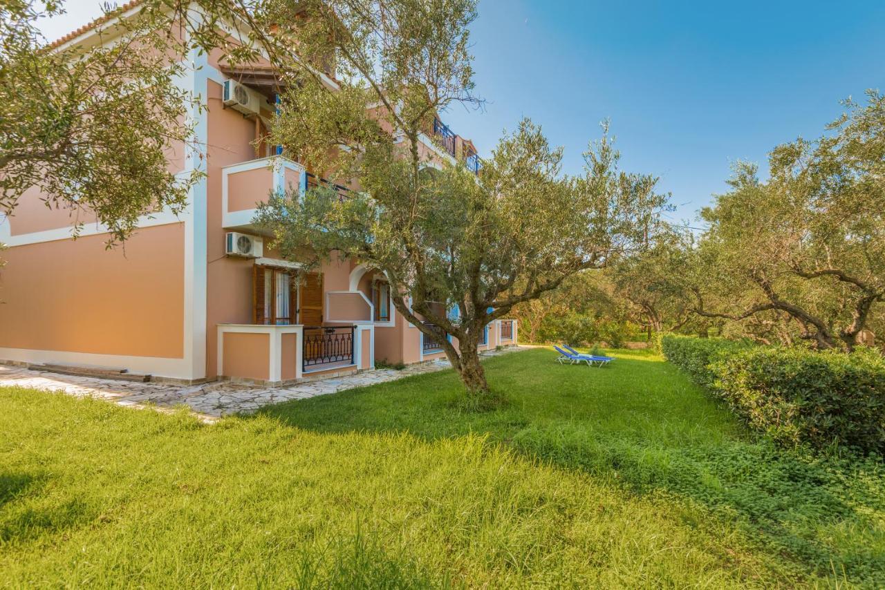 Kavos Psarou Studios & Apartments Extérieur photo