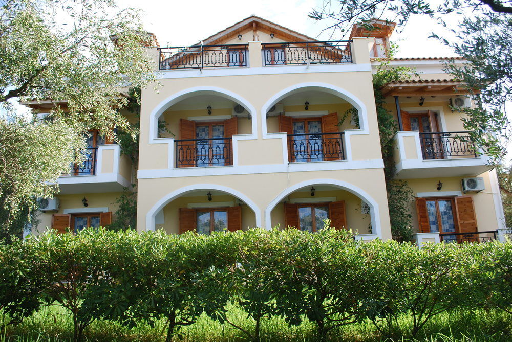 Kavos Psarou Studios & Apartments Extérieur photo