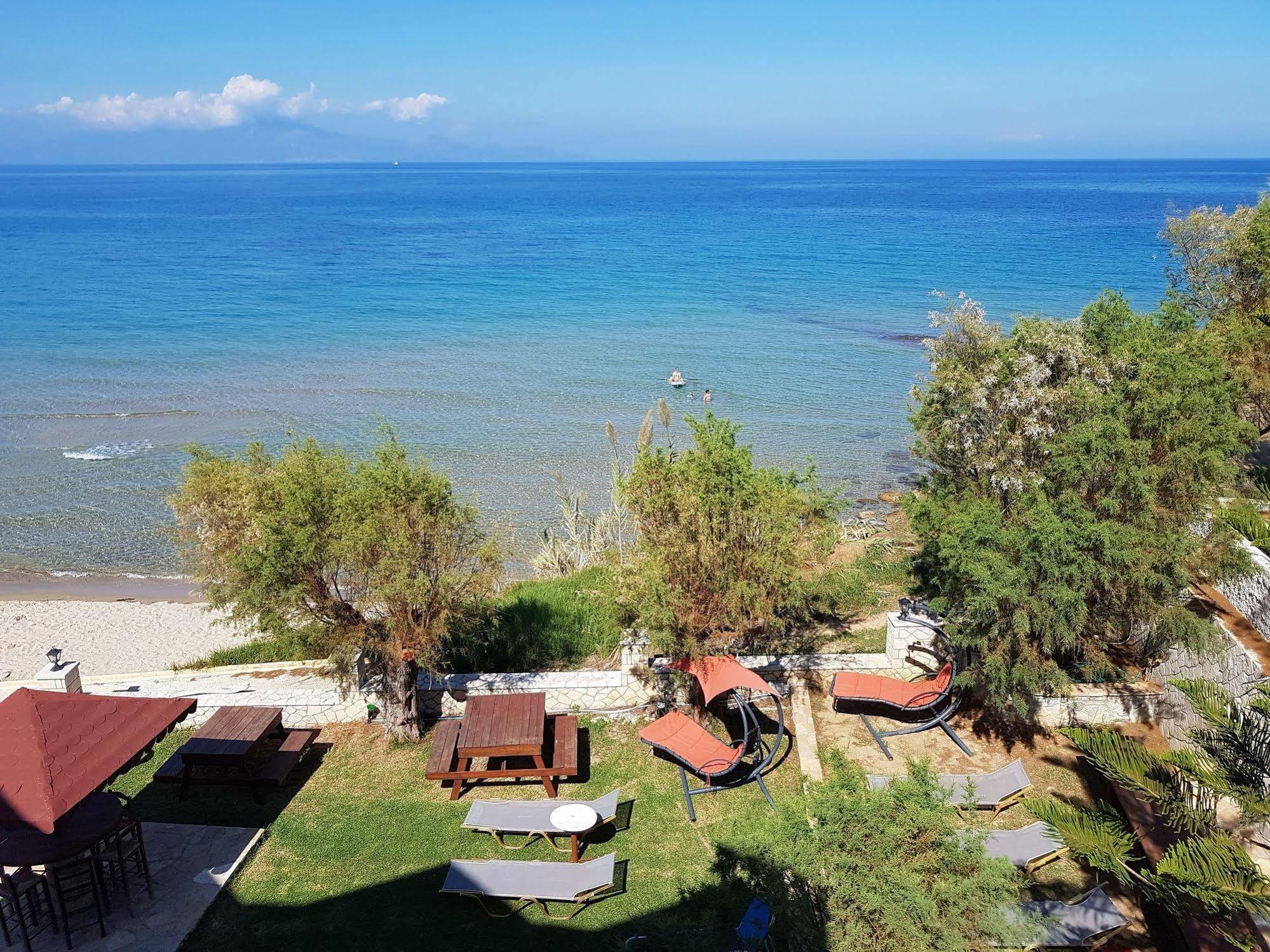 Kavos Psarou Studios & Apartments Extérieur photo