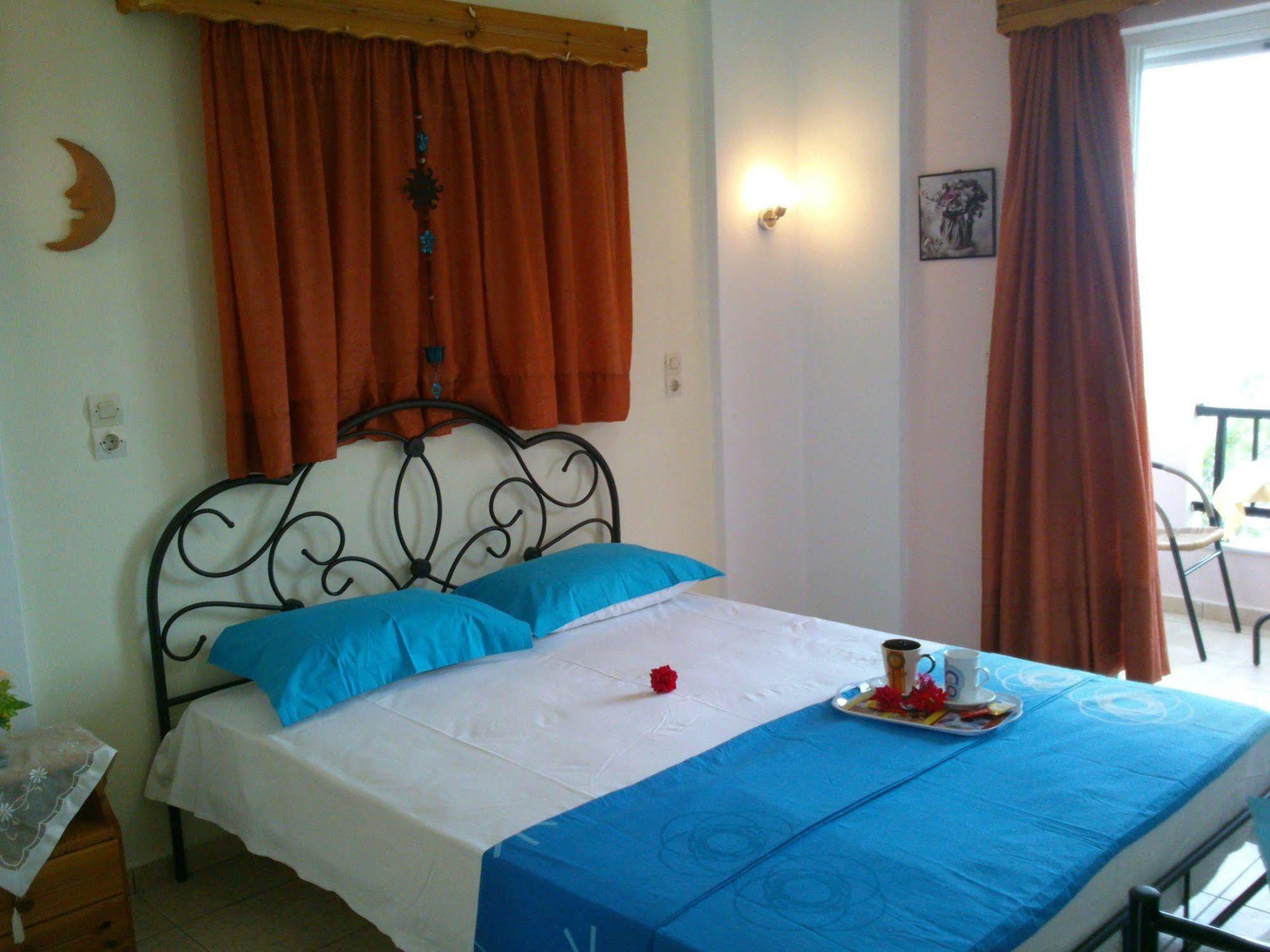 Kavos Psarou Studios & Apartments Extérieur photo